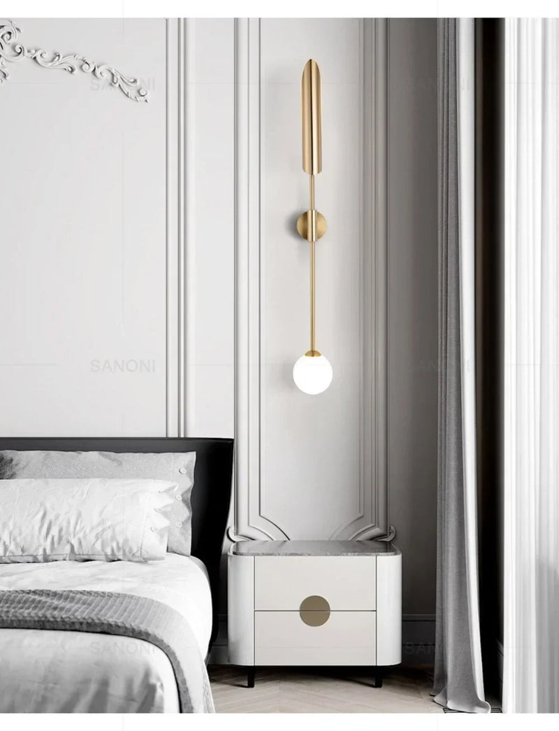 LustraVogue Aura – Moderne Luxus-Wandleuchte mit Glas-Schirm