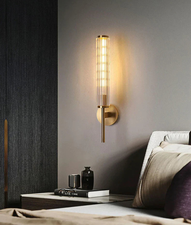 Moderne Wandlampe aus Klarem Glas mit Gold-Messing