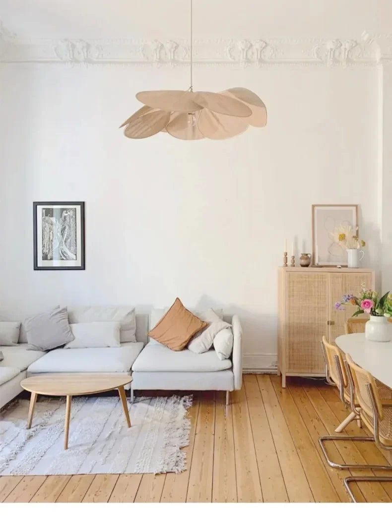 LumaFlora Petal Light – Stoff-Pendelleuchte mit farbigen Blütenblättern