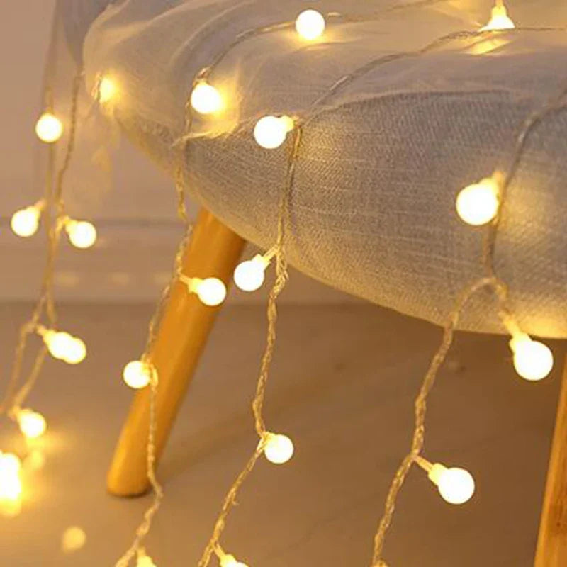 LumiGlobe 10M Kleine Kugel-Lichterkette – USB/Batterie