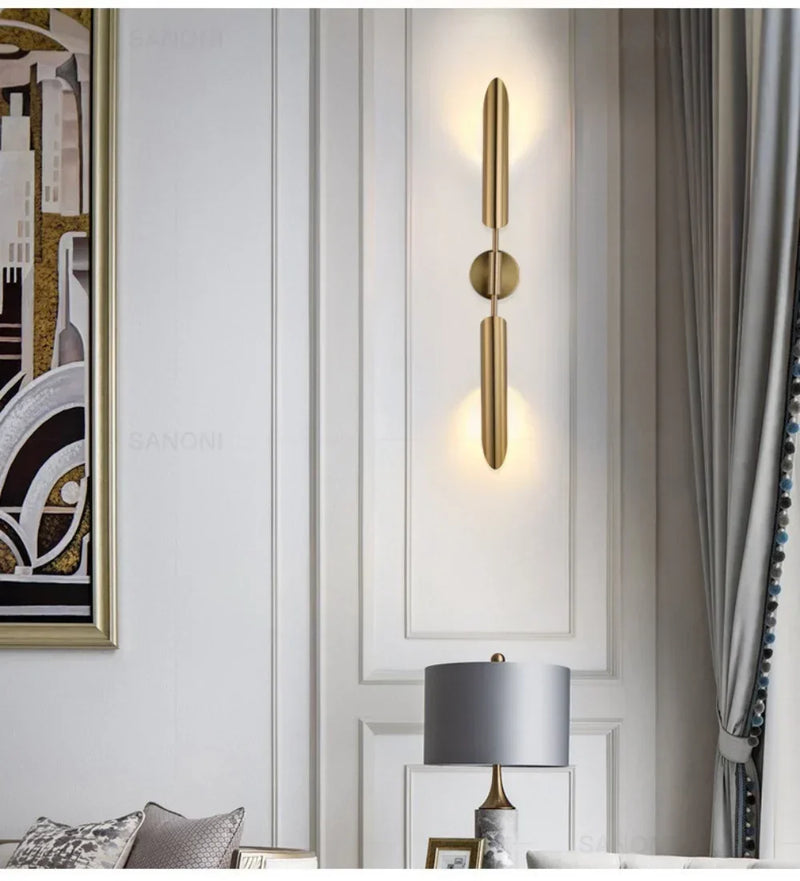 LustraVogue Aura – Moderne Luxus-Wandleuchte mit Glas-Schirm