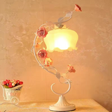 RosaGlo - Stilvolle überdachte Rosenlampe-Leuchtezauber