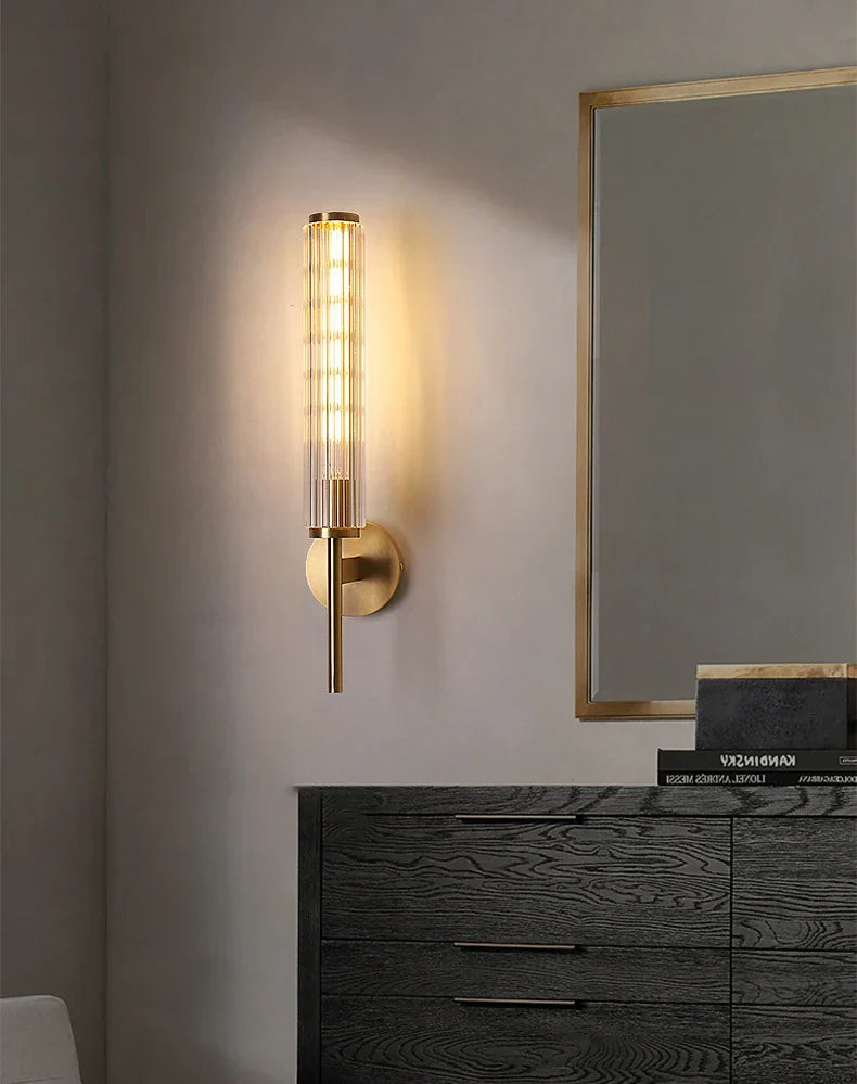 Moderne Wandlampe aus Klarem Glas mit Gold-Messing