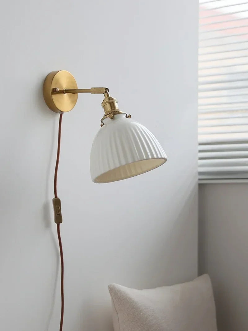 Kyotaro Wandleuchte – Japanische Keramik-Wandlampe mit LED-Kompatibilität-Leuchtezauber