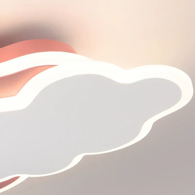 Nordische Astronauten-Wolken-LED-Hängelampe-Leuchtezauber