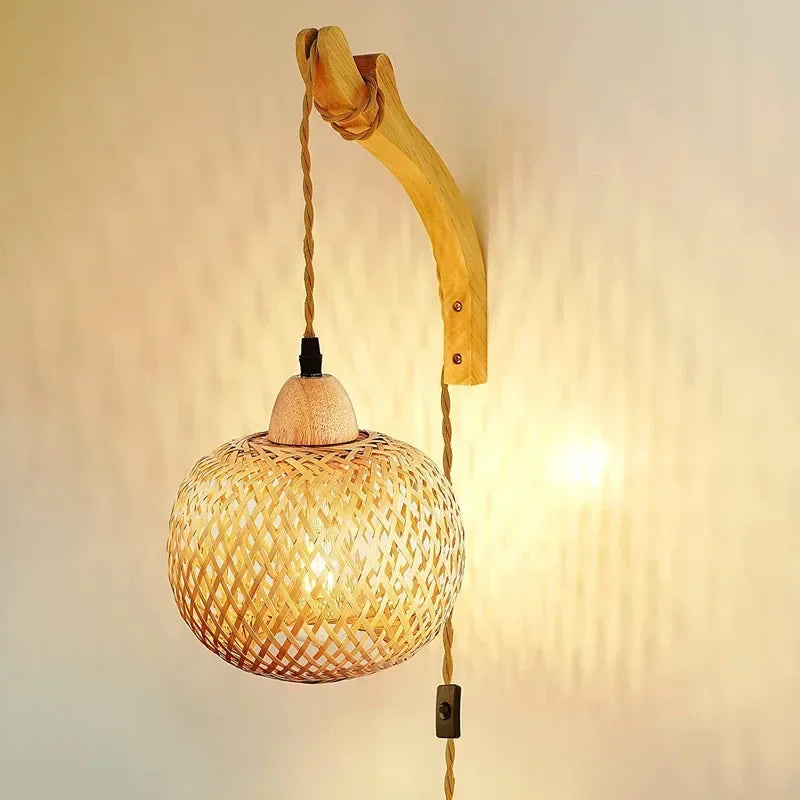 NaturLume Bambus Wandlaterne – Handgeflochtene Wandleuchte aus Rattan mit E27 Sockel-Leuchtezauber