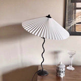 Kunstvolle Squiggle Tischlampe-Leuchtezauber