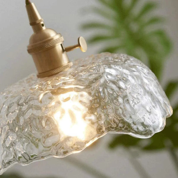 Unregelmäßige Hängelampe aus Messingglas-Leuchtezauber