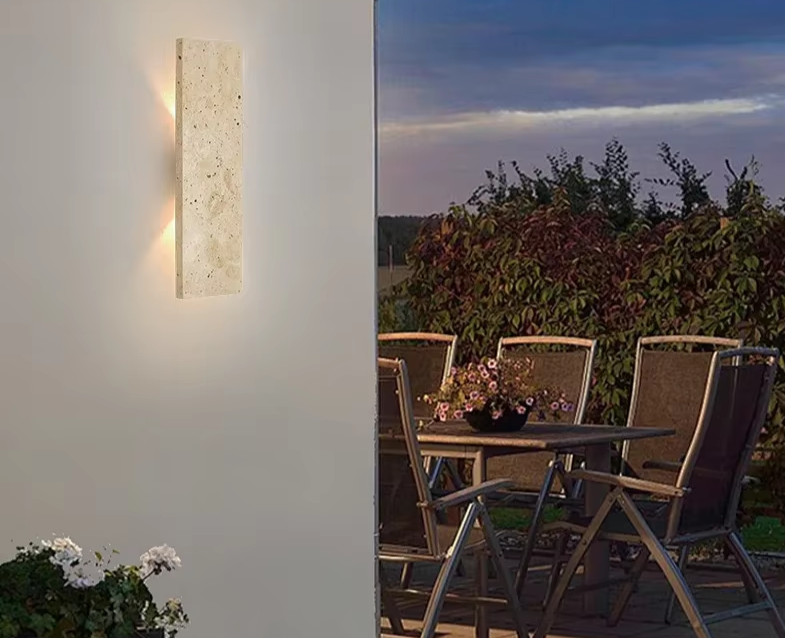 NATURGLO Wasserdichte Wandleuchte aus Naturstein-Leuchtezauber