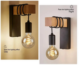 RetroLume – Vintage LED Wandlampe aus Holz & Eisen mit E27 | Industrial & Loft Stil-Leuchtezauber