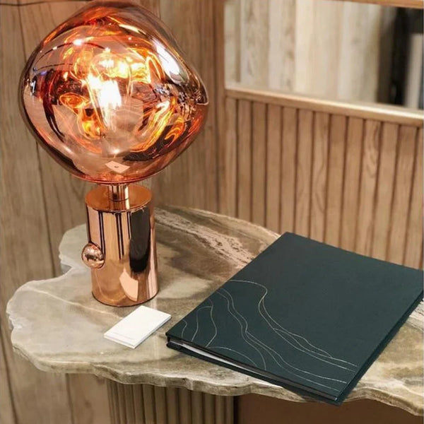 Innovative Tischlampe Melt-Leuchtezauber