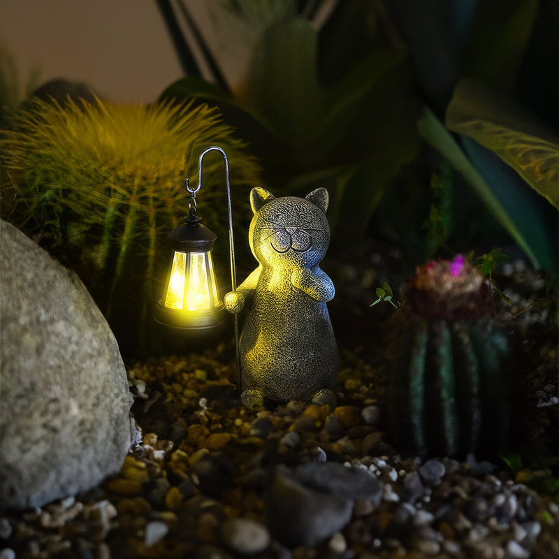 Golden leuchtende Katzengartenlampe-Leuchtezauber